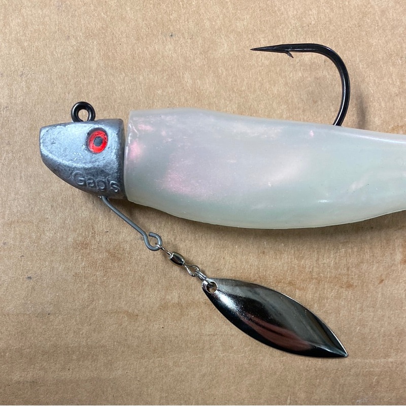 Al Gag’s Pearl Underspin Whip-It Fish 1/2 oz 4″